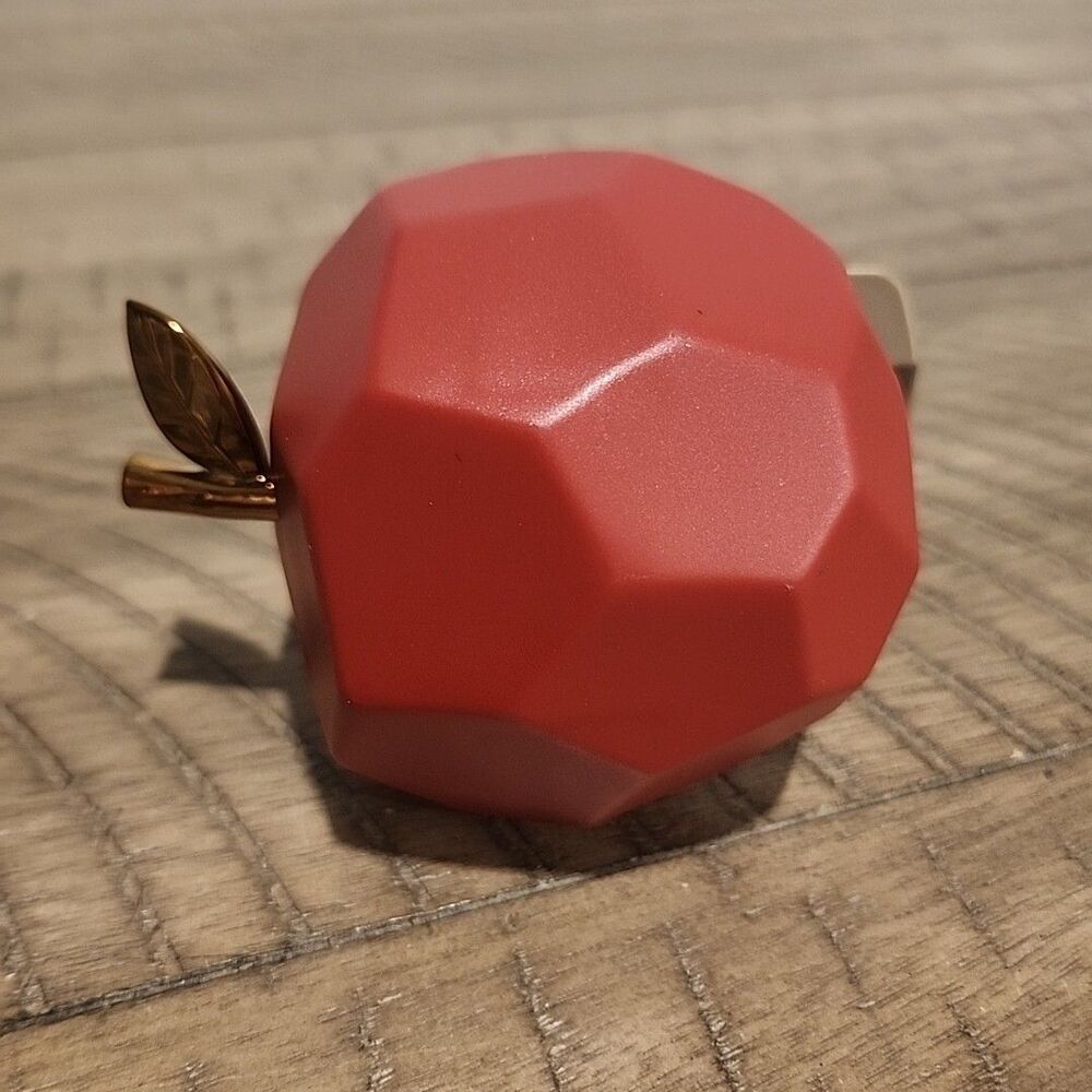 YANKEE CANDLE SCENTPLUG FRAGRANCE DIFFUSER FACETED Red APPLE Teacher Gift